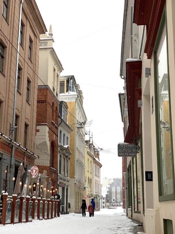 Stylish New Apartment In Riga Old Town - City Centre, Self Check-In, Walkable To Major Attractions Exterior photo