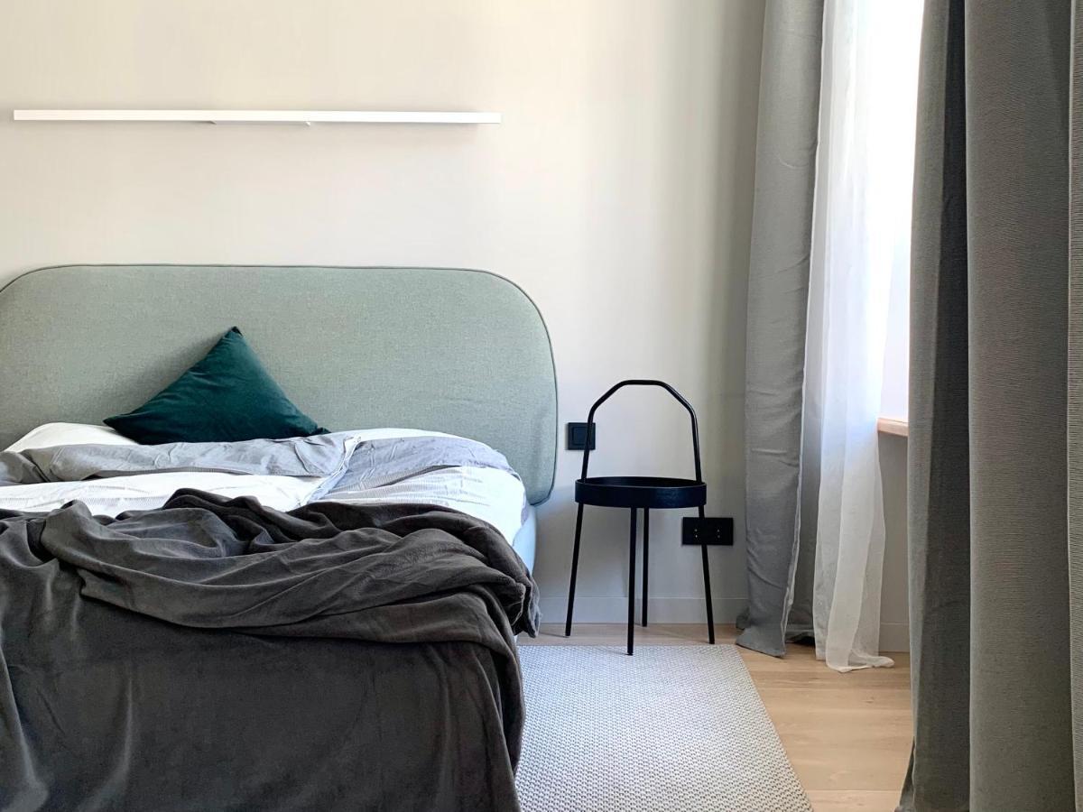 Stylish New Apartment In Riga Old Town - City Centre, Self Check-In, Walkable To Major Attractions Exterior photo