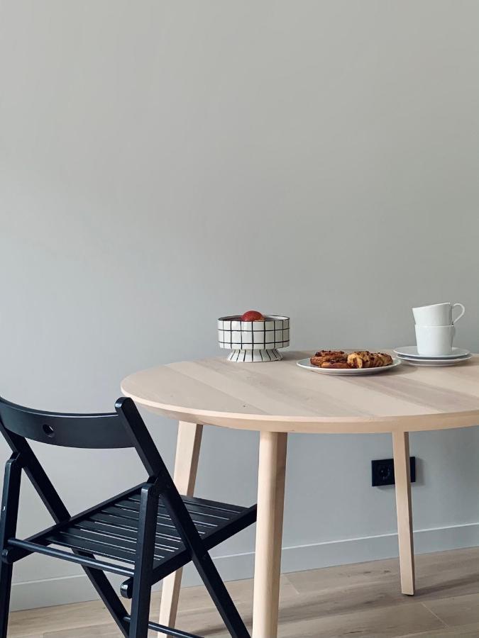 Stylish New Apartment In Riga Old Town - City Centre, Self Check-In, Walkable To Major Attractions Exterior photo
