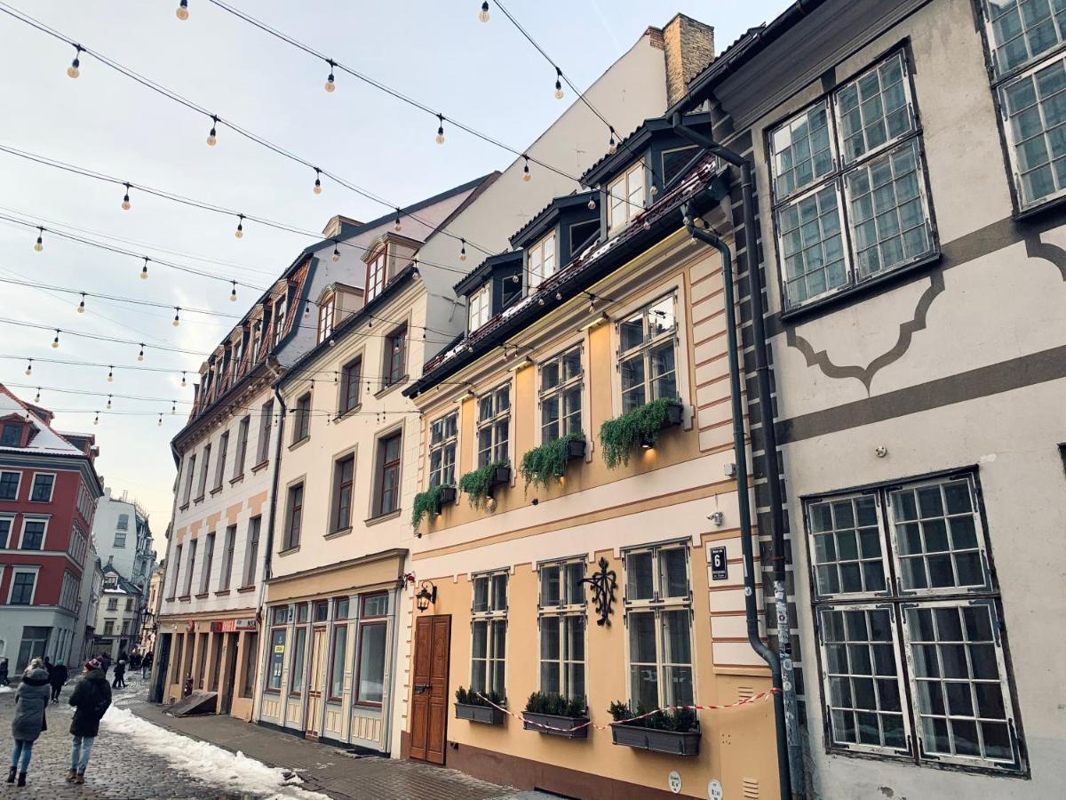 Stylish New Apartment In Riga Old Town - City Centre, Self Check-In, Walkable To Major Attractions Exterior photo